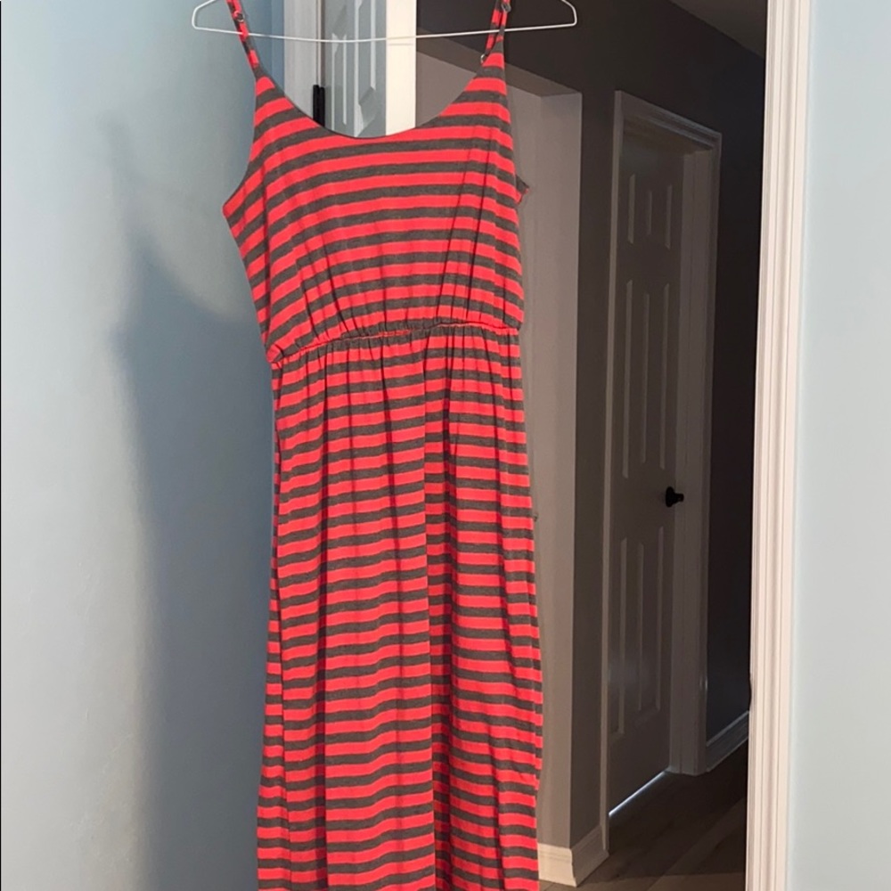 Nice pink and grey sundress